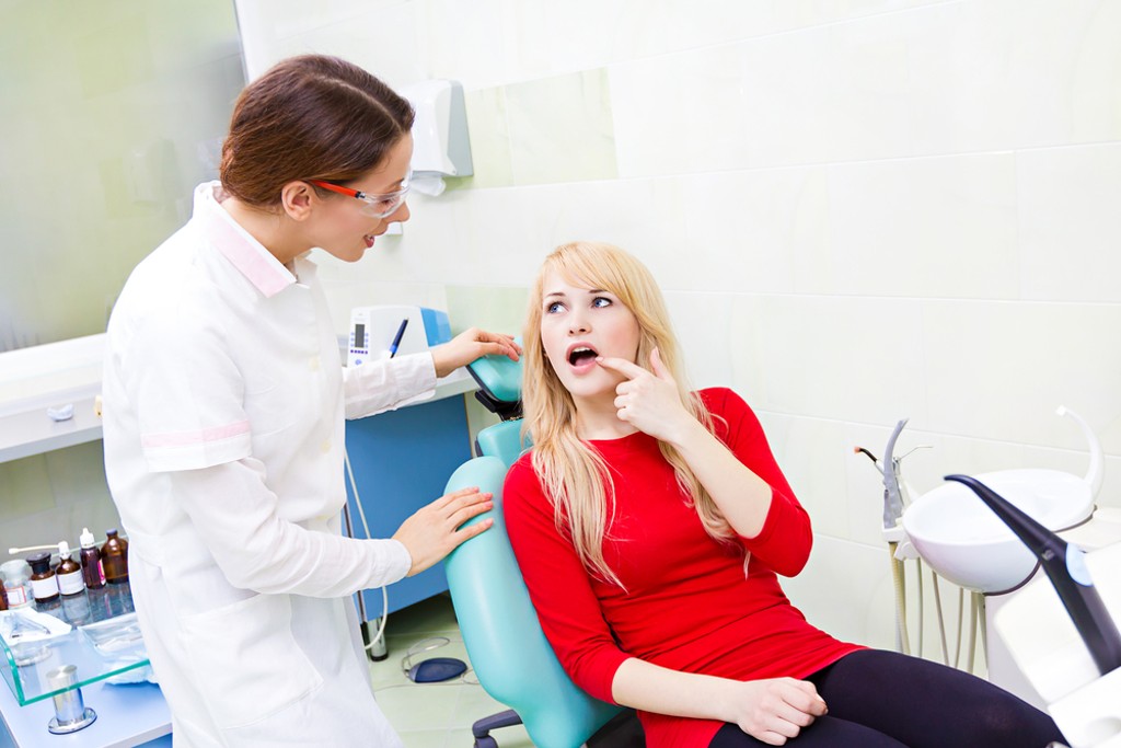how to do wisdom tooth extraction care at home?